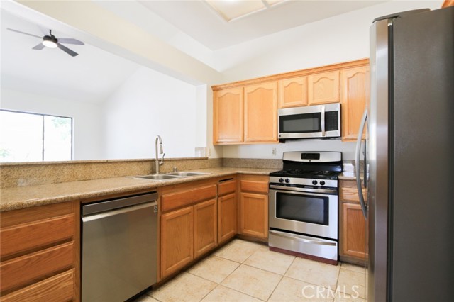 21395 Via Del Lobo, Yorba Linda CA: https://media.crmls.org/medias/2618453e-850e-4360-b11b-38bbc6d44173.jpg
