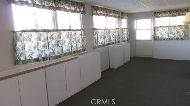 Detail Gallery Image 12 of 20 For 16959 Lake Park, Yorba Linda,  CA 92886 - 2 Beds | 2 Baths