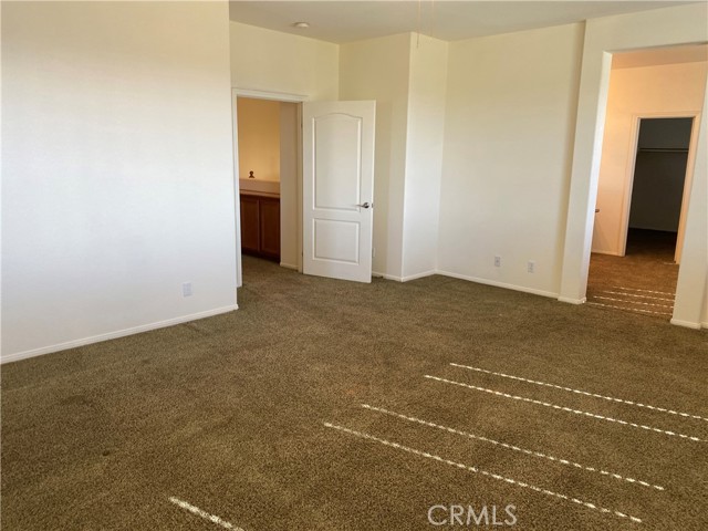 5505 Sunset Ridge Drive, Jurupa Valley CA: https://media.crmls.org/medias/2618e4b9-6579-4cab-8211-bbab0cf9c086.jpg