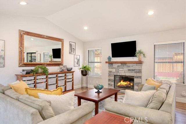 Detail Gallery Image 5 of 47 For 434 Spanish Moss Ln, Arroyo Grande,  CA 93420 - 3 Beds | 2 Baths
