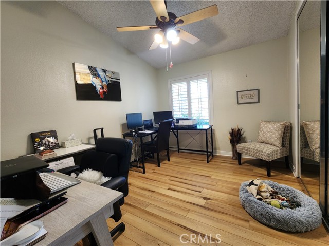 18993 Janisse Lane, Lake Elsinore CA: https://media.crmls.org/medias/261a5a10-7b82-417a-a498-8d33f6eb0e65.jpg