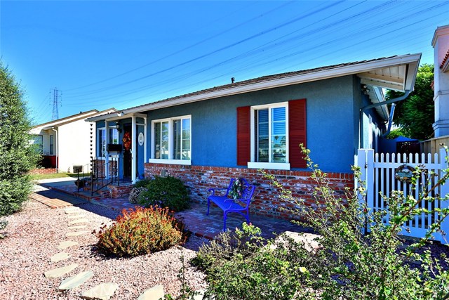3206 Dow Avenue, Redondo Beach, California 90278, 3 Bedrooms Bedrooms, ,1 BathroomBathrooms,Residential,Sold,Dow,OC16724180
