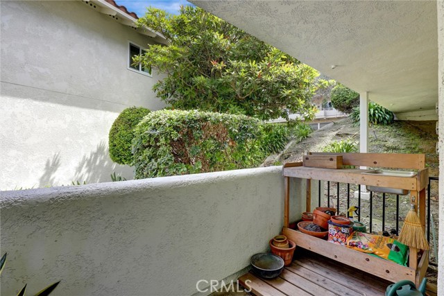 Detail Gallery Image 23 of 30 For 2276 2276 via Mariposa East #D,  Laguna Woods,  CA 92677 - 2 Beds | 1 Baths