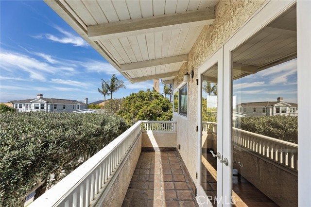 Detail Gallery Image 30 of 59 For 642 14th, Manhattan Beach,  CA 90266 - 4 Beds | 4 Baths