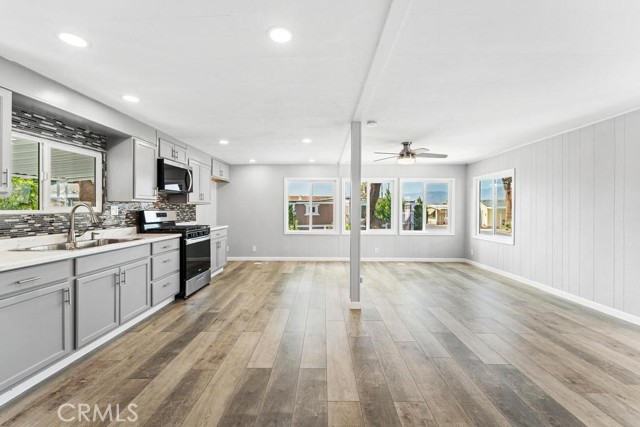 Detail Gallery Image 10 of 28 For 17555 Corkhill Rd #28,  Desert Hot Springs,  CA 92240 - 2 Beds | 2 Baths