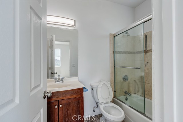 35050 Margo Road, Lake Elsinore CA: https://media.crmls.org/medias/261cb82c-f8c4-43f5-94ed-b00bc08e674d.jpg