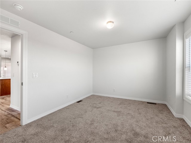 Detail Gallery Image 15 of 39 For 12526 Ponderosa Rd, Pinon Hills,  CA 92372 - 3 Beds | 2 Baths