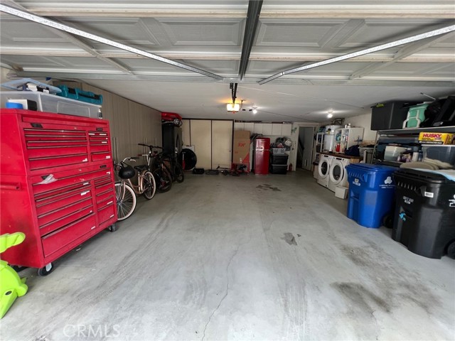 Detail Gallery Image 38 of 52 For 18146 Oxnard #48,  Tarzana,  CA 91356 - 3 Beds | 2/1 Baths