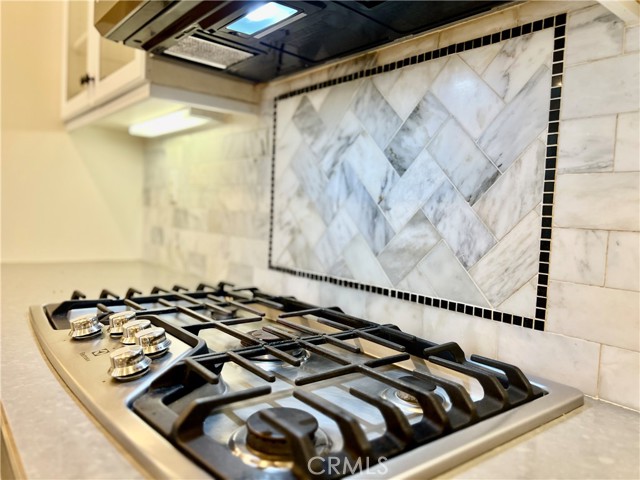 Detail Gallery Image 11 of 46 For 101 Fixie, Irvine,  CA 92618 - 3 Beds | 3/1 Baths