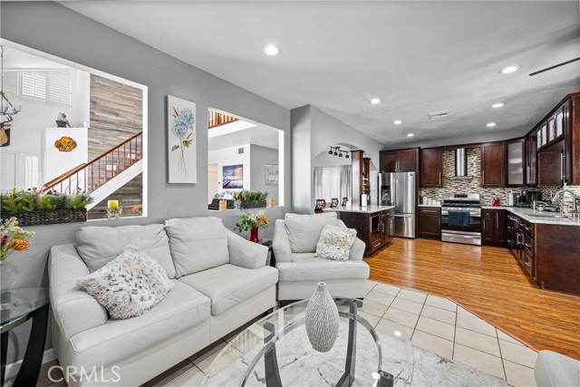 10798 Zinfandel Street, Rancho Cucamonga CA: https://media.crmls.org/medias/261dc647-32aa-4537-ad42-e49213b530c5.jpg