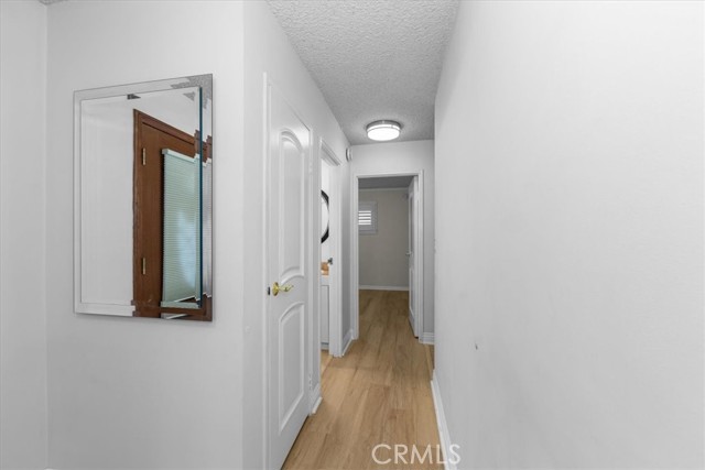 Detail Gallery Image 19 of 46 For 23032 Mobile, West Hills,  CA 91307 - 4 Beds | 2 Baths