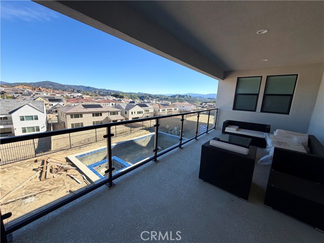 Detail Gallery Image 22 of 34 For 24217 N Corte Profundo, Valencia,  CA 91354 - 5 Beds | 5/1 Baths