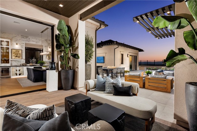 Image 4 of 20 For 560 Peninsula