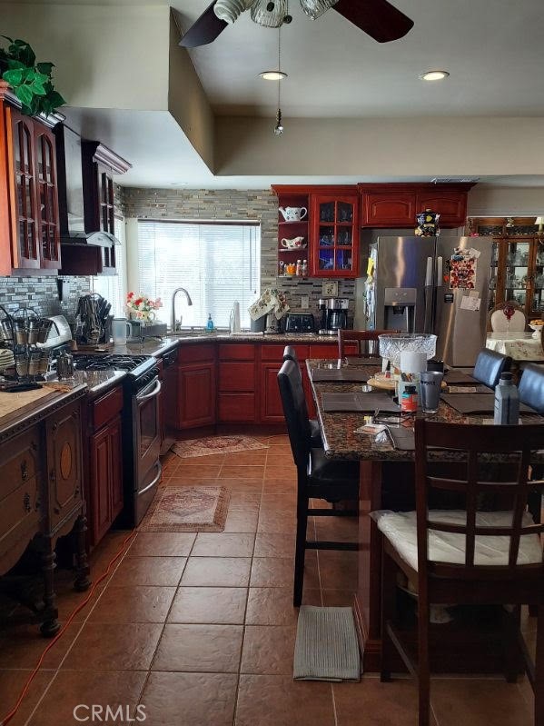 Detail Gallery Image 4 of 16 For 6508 Ventura Ct, San Bernardino,  CA 92407 - 5 Beds | 2/1 Baths