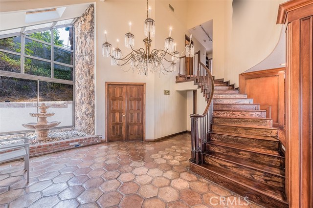 Detail Gallery Image 9 of 33 For 996 Cancho Dr, La Habra Heights,  CA 90631 - 6 Beds | 7/1 Baths