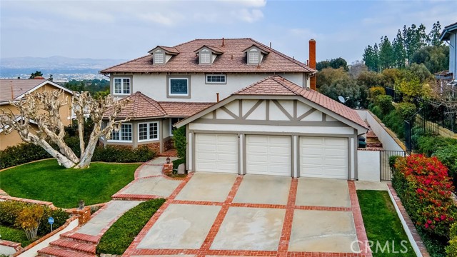 474 S Old Bucket Ln, Anaheim Hills, CA 92807