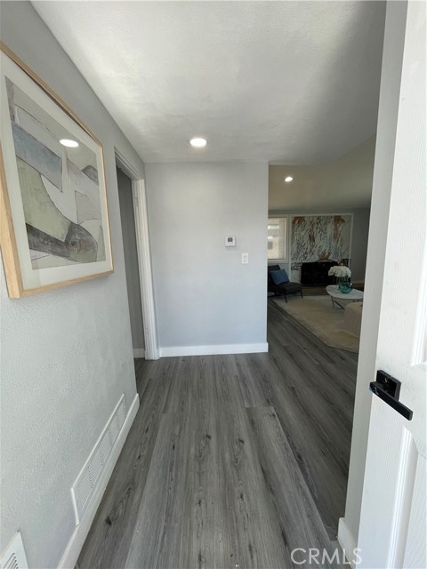2148 W Niobe Avenue, Anaheim CA: https://media.crmls.org/medias/2620e5cd-f08f-43b1-a2af-4cf298a24f27.jpg