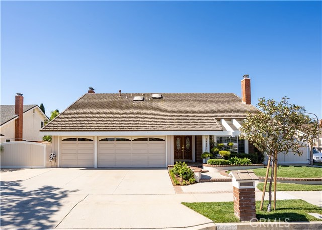 18425 Santa Isadora St, Fountain Valley, CA 92708