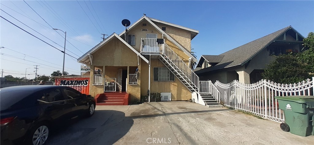 1666 E 41st Place, Los Angeles, CA 90011
