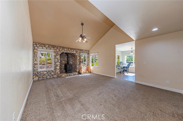 36763 Venado Drive, Coarsegold CA: https://media.crmls.org/medias/26213a80-b6ca-4262-a698-bc617ba7feb7.jpg