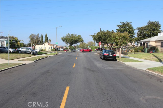 Detail Gallery Image 7 of 43 For 9812 S Denker, Los Angeles,  CA 90047 - 2 Beds | 1 Baths