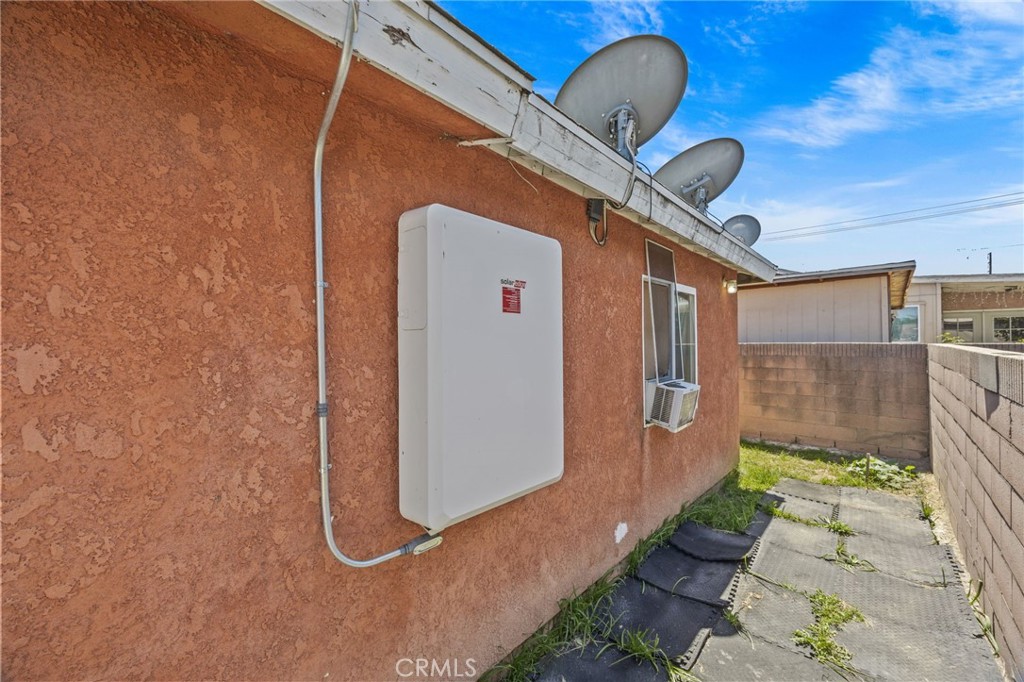 https://media.crmls.org/medias/26224a03-f120-4b07-8b58-28aafa71c723.jpg?preset=X-Large