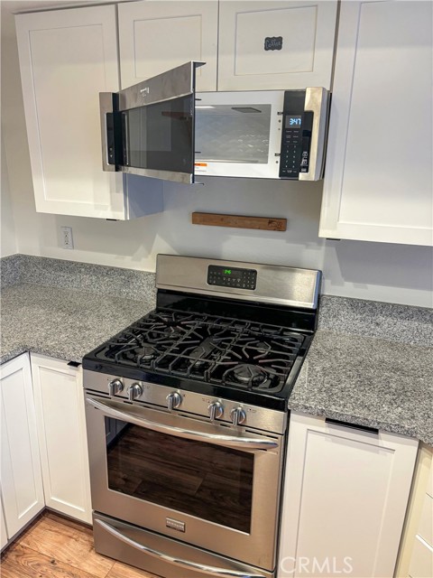 Detail Gallery Image 6 of 13 For 1445 Prefumo Canyon #20,  San Luis Obispo,  CA 93405 - 2 Beds | 1/1 Baths