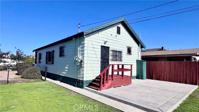 2823 Webster Avenue, San Diego CA: https://media.crmls.org/medias/2622f506-5f53-4a18-b3b8-103642c770df.jpg
