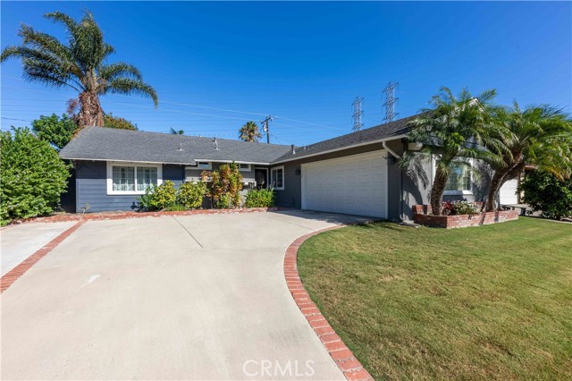 19922 Carmania Lane, Huntington Beach CA: https://media.crmls.org/medias/262343b9-4136-4af0-bd57-58474a433f73.jpg