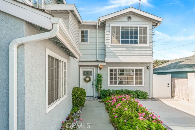 1821 Huntington Lane, Redondo Beach, California 90278, 3 Bedrooms Bedrooms, ,2 BathroomsBathrooms,Residential,Sold,Huntington,SB22171882