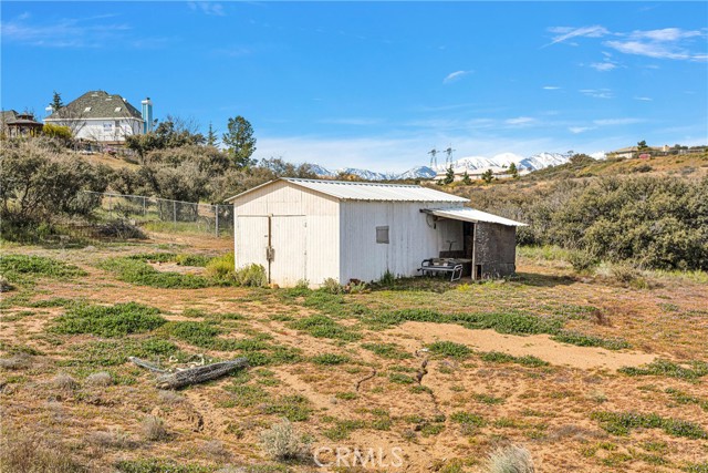 Detail Gallery Image 41 of 43 For 7372 Barker Rd, Oak Hills,  CA 92344 - 3 Beds | 3 Baths