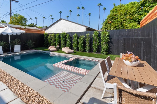 3923 Revere Avenue, Los Angeles CA: https://media.crmls.org/medias/2624bb42-2ad0-4dc1-b7cd-700bef1ceada.jpg