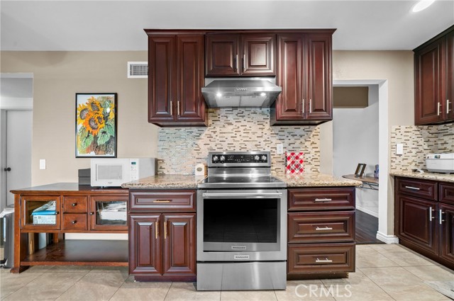 Detail Gallery Image 28 of 49 For 233 N Basilio, San Dimas,  CA 91773 - 4 Beds | 2 Baths