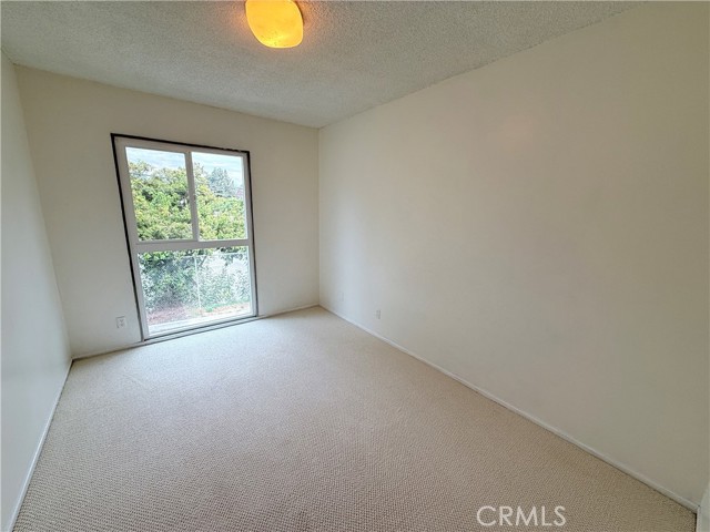 Detail Gallery Image 8 of 29 For 2575 Riverside Ter, Los Angeles,  CA 90039 - – Beds | – Baths