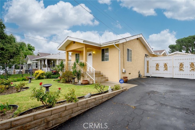 11020 Scoville Avenue, Sunland, CA, 91040 11020 Scoville Avenue, Sunland, CA, 91040