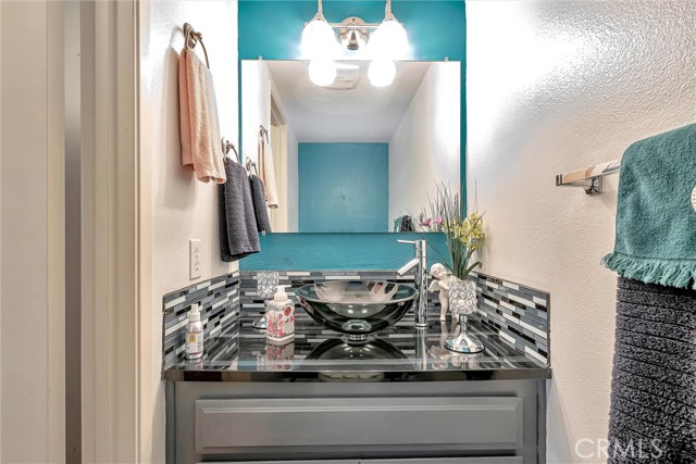 Detail Gallery Image 22 of 40 For 21241 Lassen #3,  Chatsworth,  CA 91311 - 2 Beds | 2/1 Baths