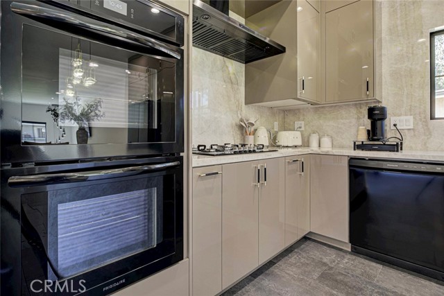 Detail Gallery Image 16 of 47 For 10823 Parr, Sunland,  CA 91040 - 3 Beds | 2 Baths