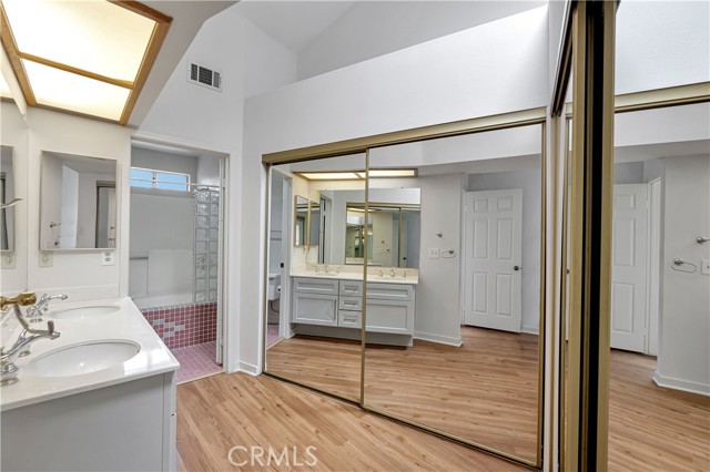 262685c0 Be40 4961 9633 6f36c8aaf215