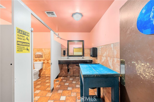 1020 E K E Avenue, Lancaster CA: https://media.crmls.org/medias/2626b31c-2ec7-4579-af13-79acadcfe95a.jpg