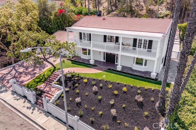 3625 Terrace View Drive, Encino CA: https://media.crmls.org/medias/2626f8a4-8065-4c83-ab59-77944dc3399b.jpg