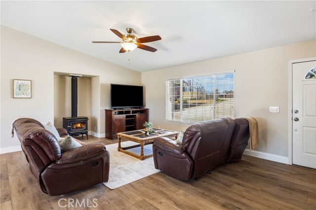 Detail Gallery Image 13 of 37 For 4070 Deer Creek, Paso Robles,  CA 93446 - 3 Beds | 2 Baths