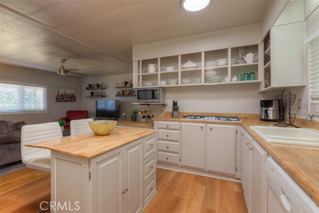 1675 Manzanita Avenue, Chico CA: https://media.crmls.org/medias/2627a493-0382-4554-aa9a-78ed6490d80c.jpg