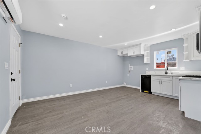 Detail Gallery Image 31 of 58 For 1131 E 21st, Long Beach,  CA 90806 - 5 Beds | 5 Baths