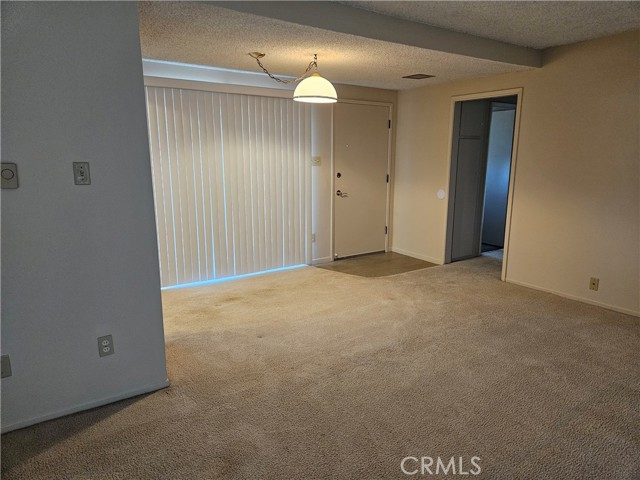 Detail Gallery Image 10 of 24 For 22952 Nadine Cir #B,  Torrance,  CA 90505 - 2 Beds | 2 Baths