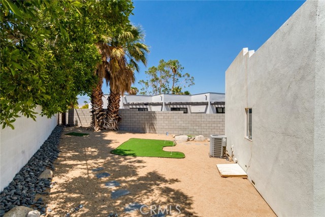 Detail Gallery Image 20 of 33 For 2723 N Junipero, Palm Springs,  CA 92262 - 3 Beds | 2 Baths