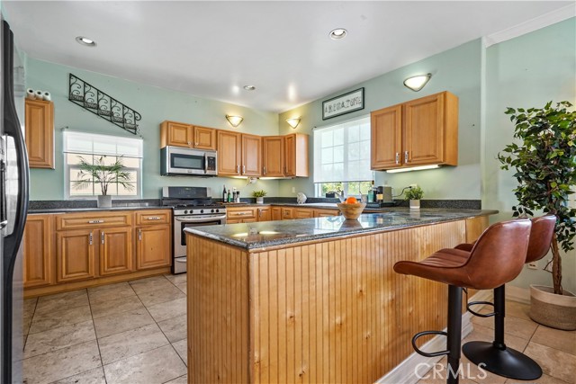 18518 Kingsdale Avenue, Redondo Beach, California 90278, 3 Bedrooms Bedrooms, ,2 BathroomsBathrooms,Residential,Sold,Kingsdale,PW22061551