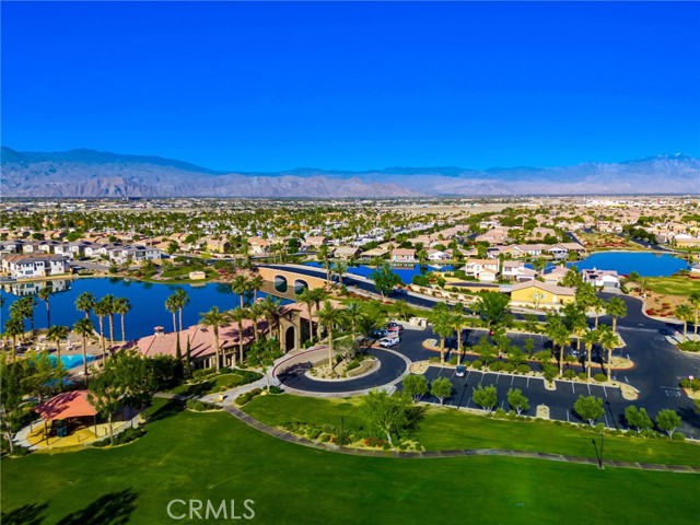 43875 Spiaggia Place, Indio CA: https://media.crmls.org/medias/262f0395-f43a-4a1e-b333-c08b7ce784b7.jpg