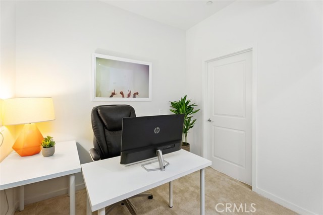 Detail Gallery Image 12 of 37 For 704 Dusky Creek, Lake Forest,  CA 92610 - 3 Beds | 2/2 Baths