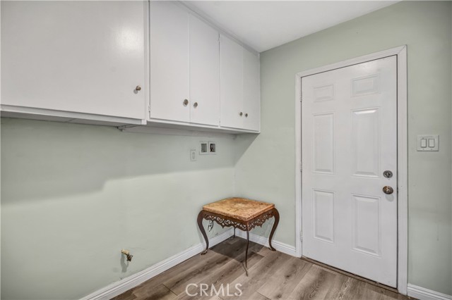 12811 Oaks Avenue, Chino CA: https://media.crmls.org/medias/26303adb-08a3-43f6-b423-f950135248b9.jpg