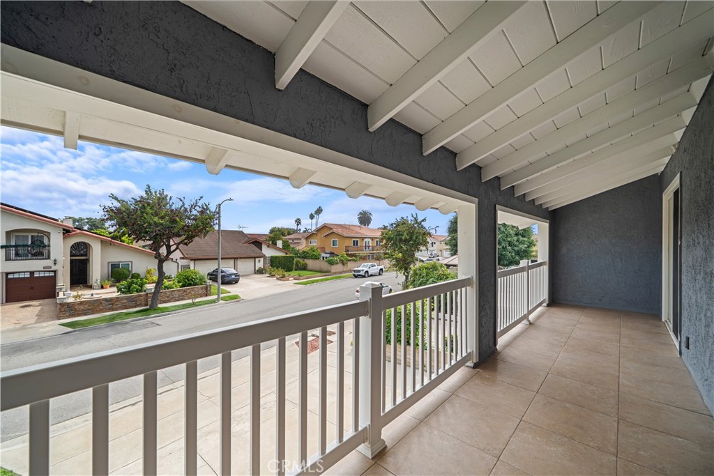 MLS #OC25267288 image #34